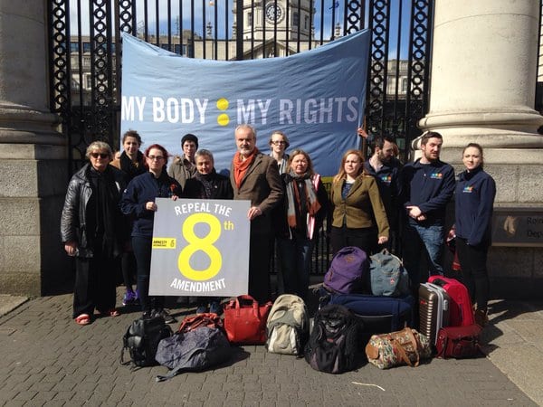 USI joins Amnesty International outside the Dáil to call on the Government to Repeal the 8th